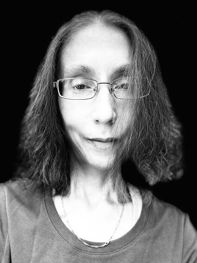 Suzy, filtered selfie, 21/3/2022