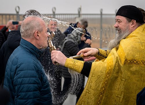 Launch personnel Orthodox blessing
